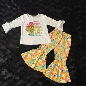 ⚜️2/$20⚜️RAINBOW SUNFLOWER OUTFIT